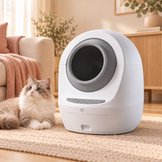 Litière autonettoyante connectée CleanBox WiFi grise avec un chat